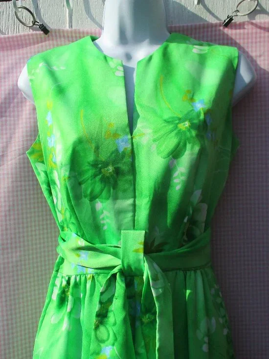 Handmade by Hilo Hattie!! Palazzo Lime Romper size 8 Vintage 60s - Picture 2 of 7